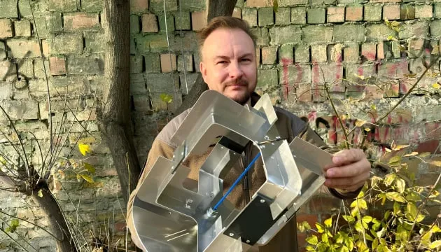 Центр радіотехнологій закликає Міноборони врегулювати обіг трофеїв