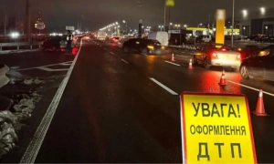 Співробітника Корюківської прокуратури впіймали на хабарі