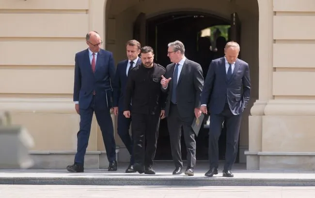 Європейські лідери: рішення про території належить українському народу