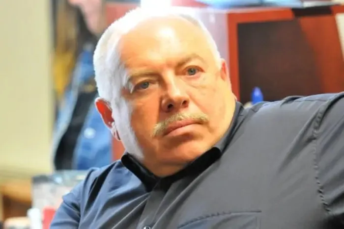 ДБР у Франції провело обшуки у ексгенпрокурора Піскуна