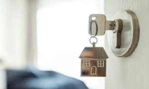 «Укрзалізниця» знову запускає святковий ретропотяг