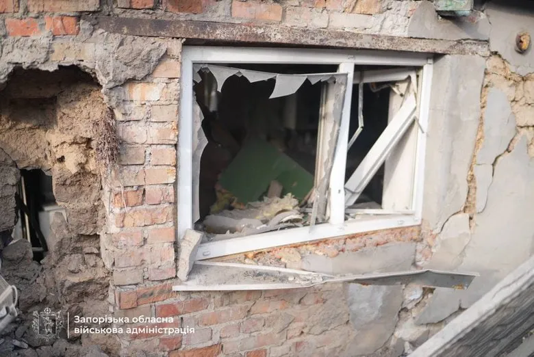 Атака на Запоріжжя: четверо поранених, пошкоджений будинок