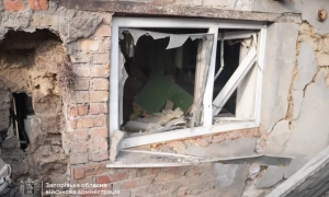 Рашисти знову обстрілюють Миколаїв: містян просять залишатися в укриттях 