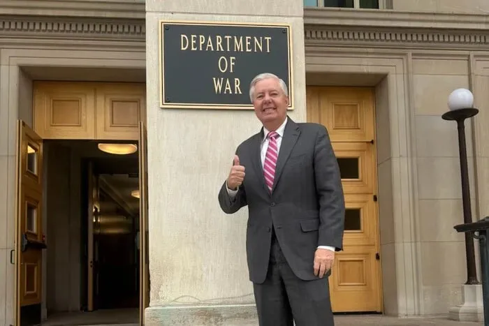 Сенатор Грем розповів, як США відреагують на відмову РФ від мирної угоди