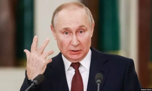 Дрони атакують окупований Донецьк, ймовірно є влучання у склад боєприпасів