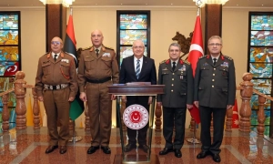 В Індії перевернувся туристичний човен: більше 20 загиблих