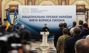 Єрмак монополізував владу в ОП та готується витіснити Шефіра