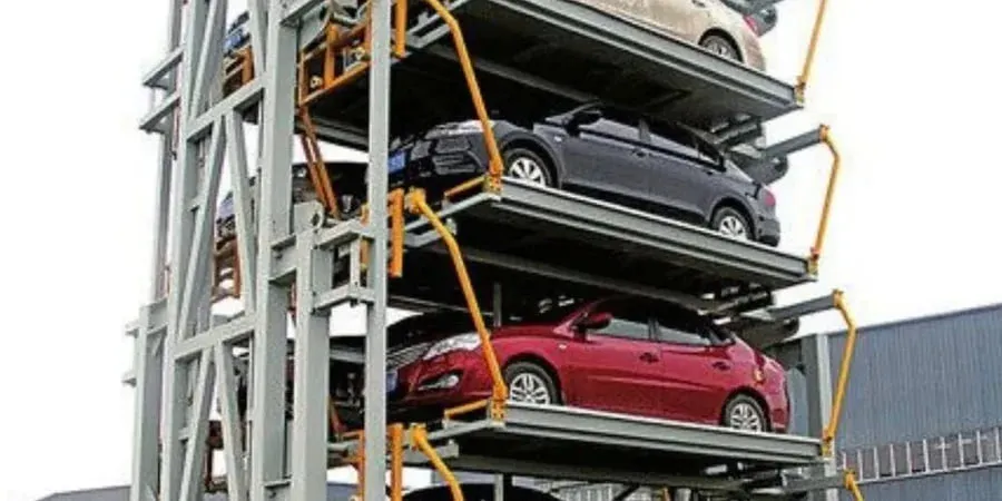 У Києві скандал через списану парковку за мільйони