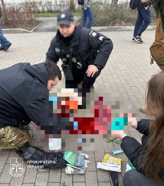 Унаслідок атаки РФ на Київ загинула жінка