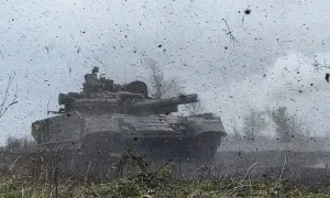 Українські військові продовжують просуватись під Бахмутом