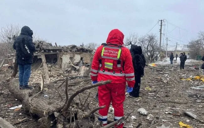 Ракетний удар по Умані -  оприлюднені кадри руйнувань