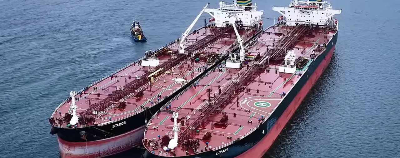 Поставки російської нафти до Індії впали до мінімуму за 3 роки