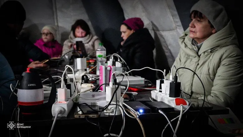 У Вишгороді понад 9 тис. родин четверту добу без світла після російської атаки