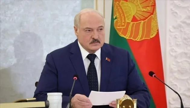 Лукашенко напередодні Нового року помилував 20 політв’язнів