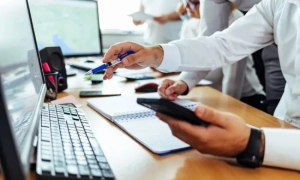 Прем'єр-міністр повідомив про можливе продовження карантину