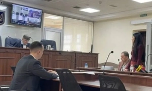 У Полтавській області врятували людей із човна, що застряг у кризі на Дніпрі