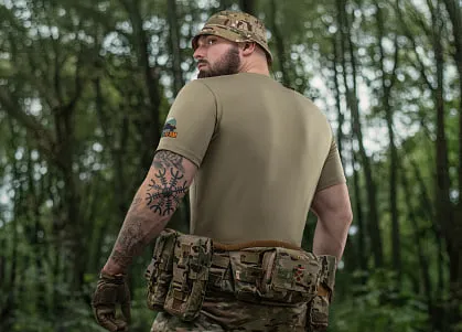 У Міноборони закупили новорічні подарункові футболки по 1 тис. грн — у шість разів дорожче за солдатські