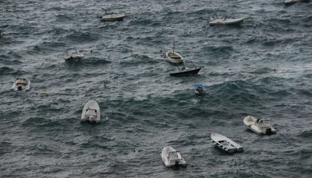 Через Ла-Манш до Британії у 2025 році прибуло рекордне число мігрантів