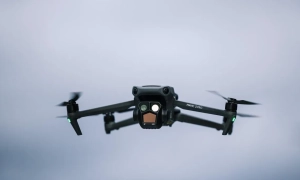 Саакашвілі визнав позашлюбну дочку від грузинської співачки