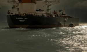 Протести в Ірані набирають обертів, люди скандують «Смерть Хаменеї»