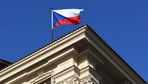 У Чехії тисячі людей вибачилися перед Україною за заяви Окамури