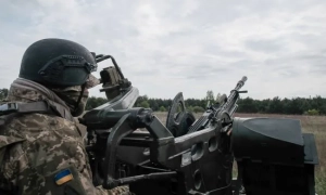 У Києві російський дрон влучив по приватній клініці: один загиблий, троє постраждалих