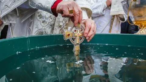 Привітання з Водохрещем — як красиво привітати близьких 6 січня