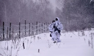 У центрі Вінниці водій Mercedes на швидкості збив двох дівчат на пішохідному переході