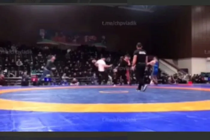 У Чечні під час турніру з боротьби спалахнула масова бійка (відео)