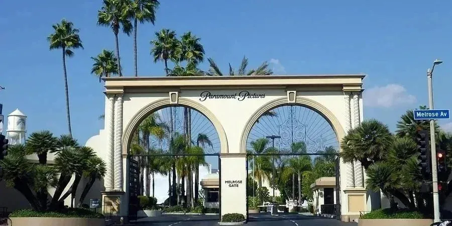 Netflix готує нову грошову пропозицію за Warner Bros