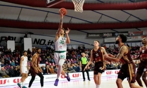 Ломаченко подарував Роналду боксерські рукавички