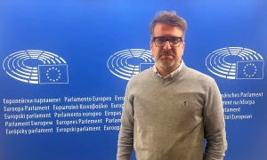 Індія скорочує закупівлі російської нафти через ризик санкцій США, — Bloomberg