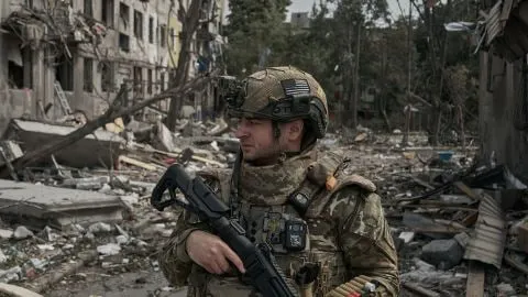 Генерал розповів, як ЗСУ вдається стримувати наступ РФ на Покровському напрямку