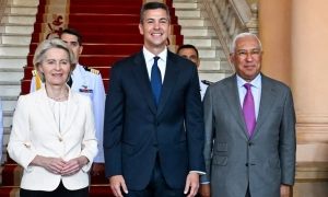 Угорщина просить США зняти деякі санкції з російського Газпромбанку