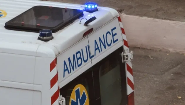 У Запоріжжі жінка викинула з вікна свою 8-річну доньку та вистрибнула сама