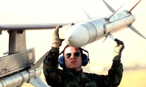 Польща отримає 2 млрд доларів кредиту від США на озброєння армії