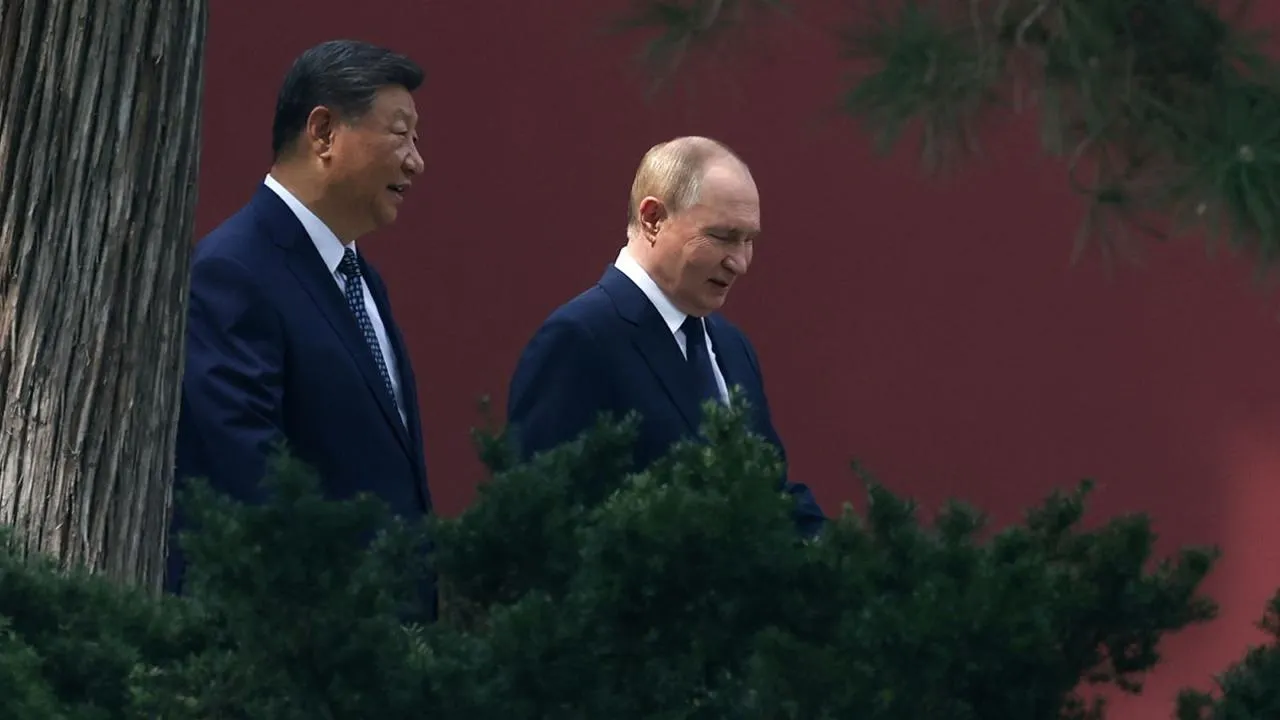 Китай здивований відмовою Путіна підтримати Мадуро