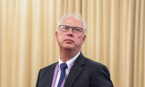 У Запоріжжі жінка викинула з вікна свою 8-річну доньку та вистрибнула сама