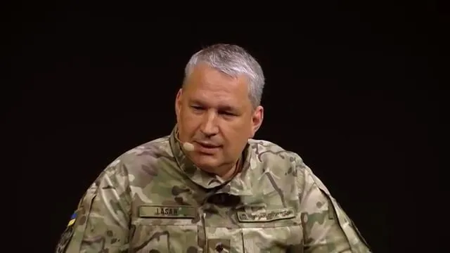 Федоров пояснив призначення Єлізарова у Повітряні сили