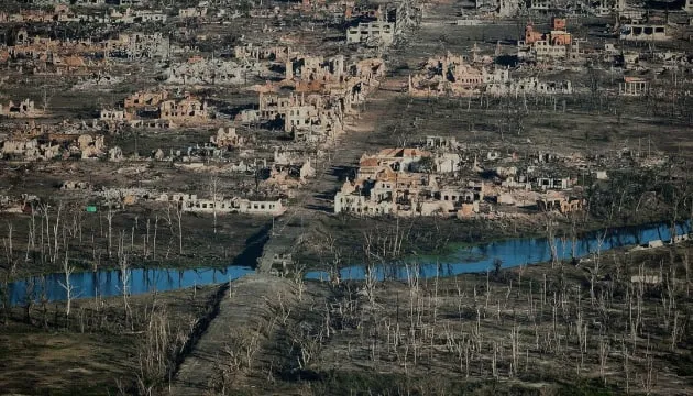 Росіяни намагаються просунутися у Вовчанську – військові