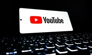 В Іспанії сталася курйозна аварія за участю двох кросоверів Porsche (відео)