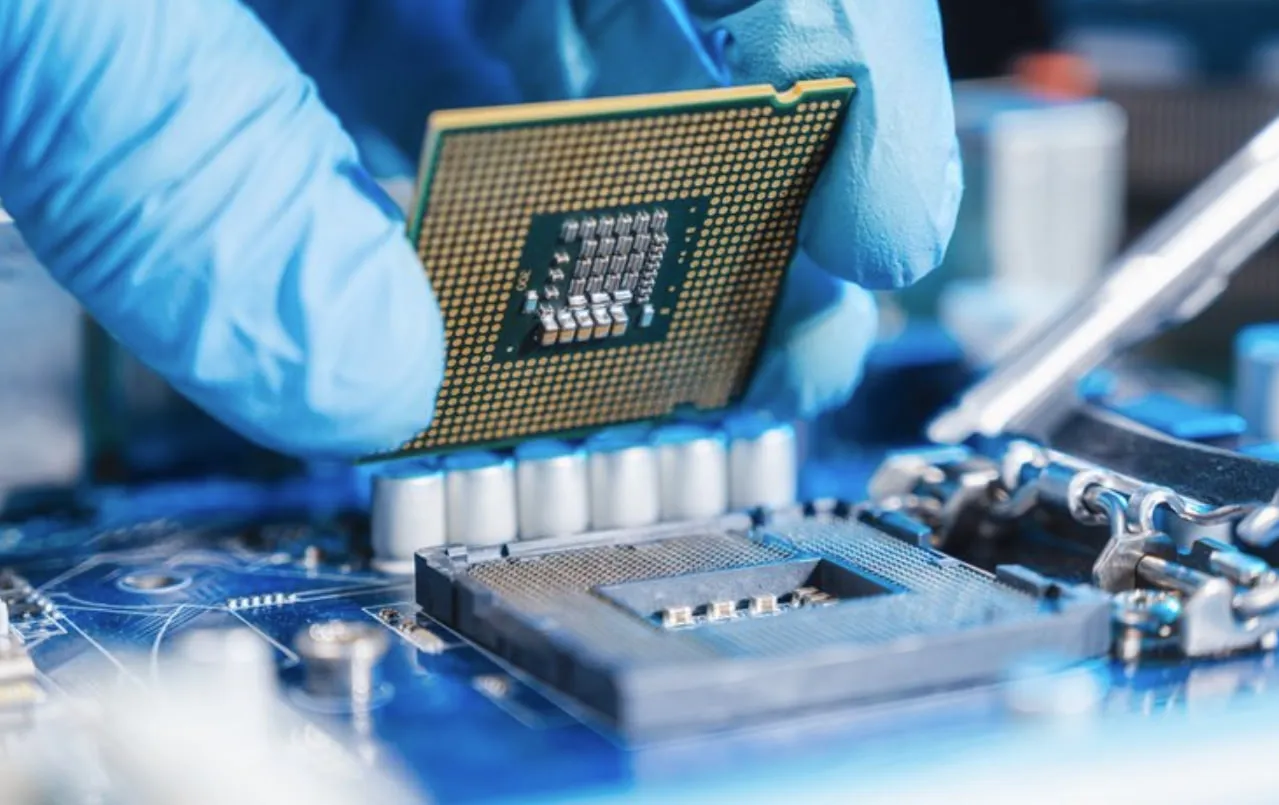 Тайвань посилює контроль за експортом компонентів, які потрапляють до РФ