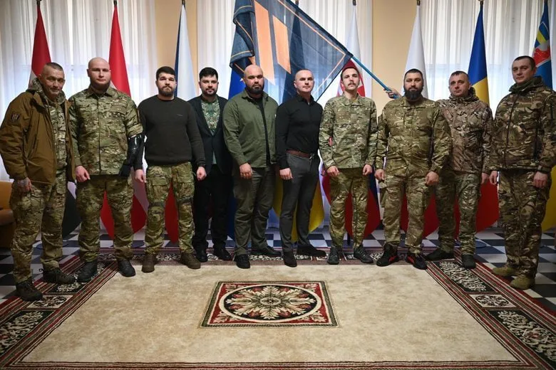 Поранені військові отримали нові квартири в Ужгороді