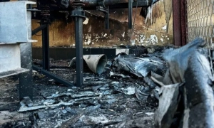 Фото, відео: у Києві загинули двоє молодих чоловіків, уламки ракети пробили дах «Ашана»