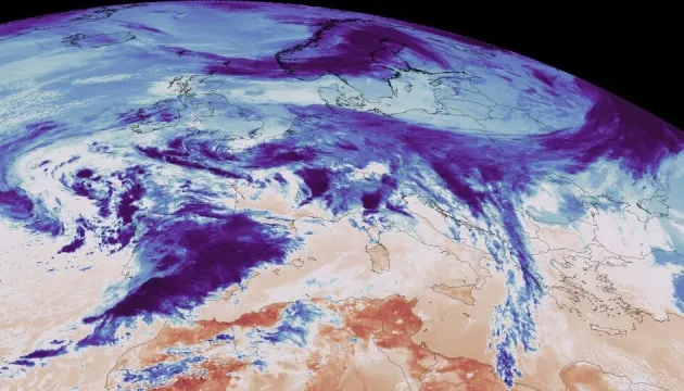 Метеосупутник MTG-S1 надіслав перші знімки