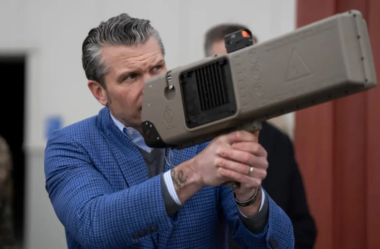 Військовим США дозволили збивати дрони поза базами