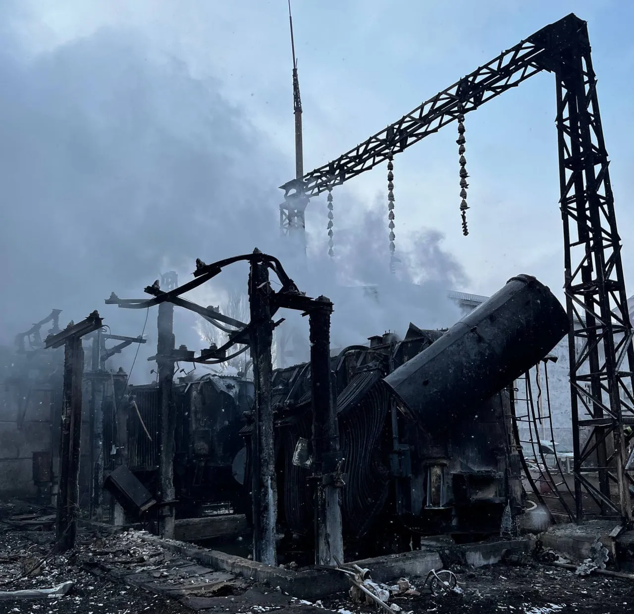 Морози сповільнили відновлення електропостачання в Україні