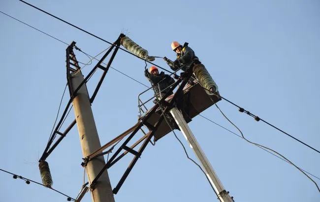 В Україні почалися аварійні відключення світла: графіки працюють не всюди