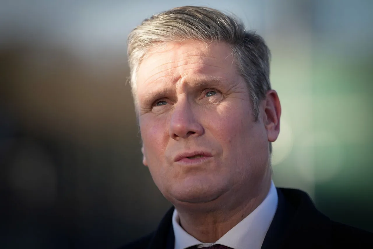 Стармер виступив проти членства експосла Британії в Палаті лордів через зв’язки з Епштейном