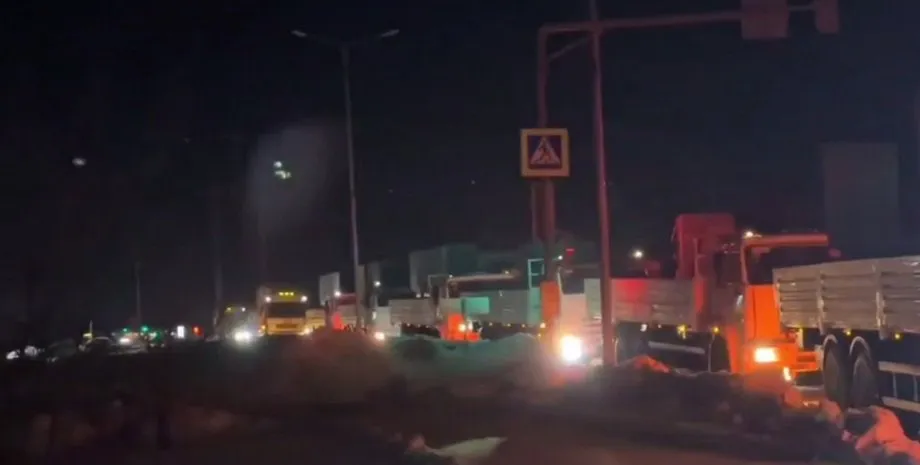 Через обстріли Бєлгород залишився без світла та опалення (відео)